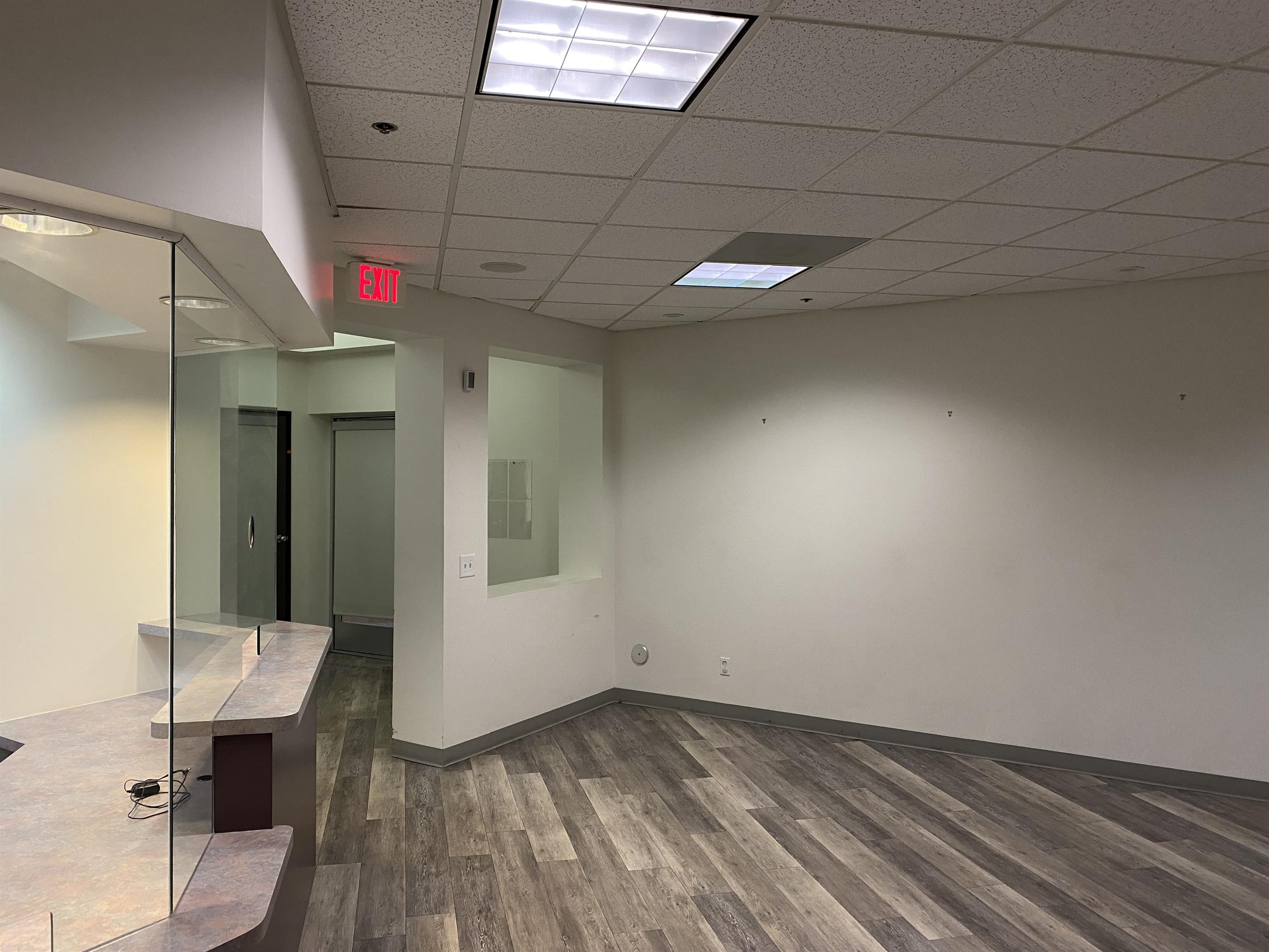 2660 East Main Street - 100